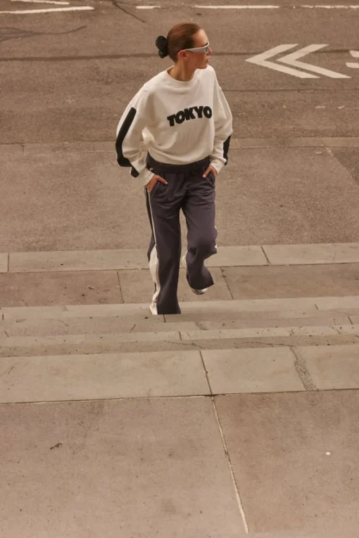 Elysian Collective ARAMINTA JAMES - TOKYO SWEATSHIRT (WARM WHITE)
