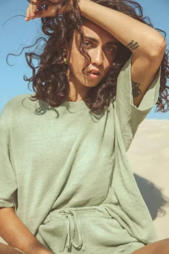 Arcaa MOVEMENT - HUGO T-SHIRT (SAGE)