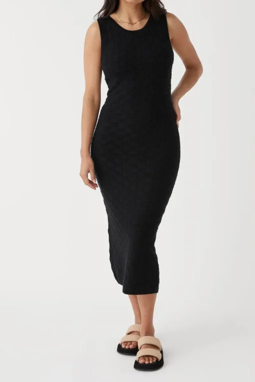 Arcaa MOVEMENT - SIERRA DRESS (BLACK)