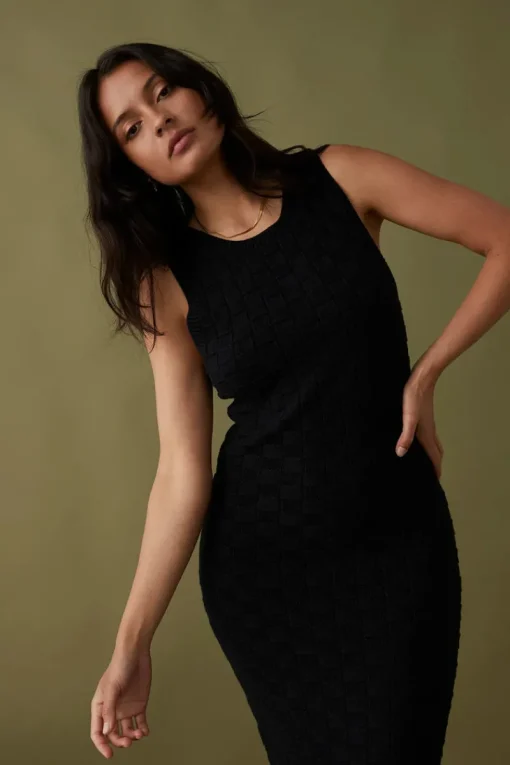 Arcaa MOVEMENT - SIERRA DRESS (BLACK)