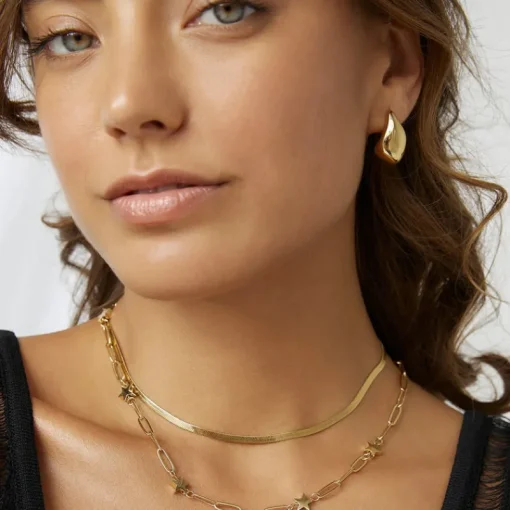 Women Arms Of Eve - Delphine Gold Earrings