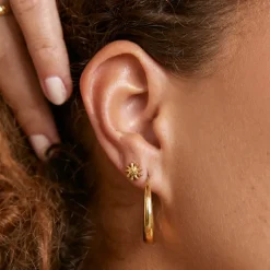 Women Arms Of Eve - MAGNOLIA GOLD STUDS