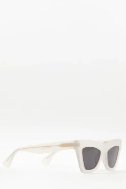 Women Bresac - Frame 0006 (Mist)
