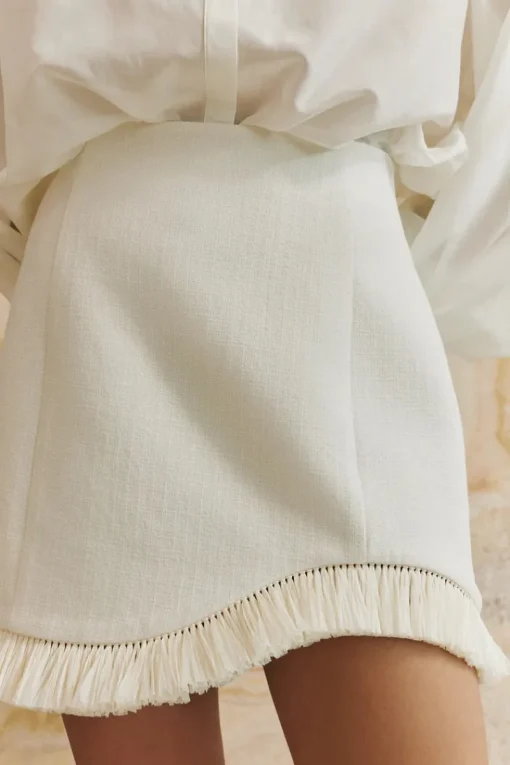 Clea - BOWIE RAFFIA MINI SKIRT (OFF WHITE)