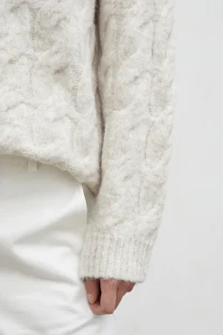 Friend of Audrey - Kara Cable Knit Melange V-Neck (Creme Brulee)