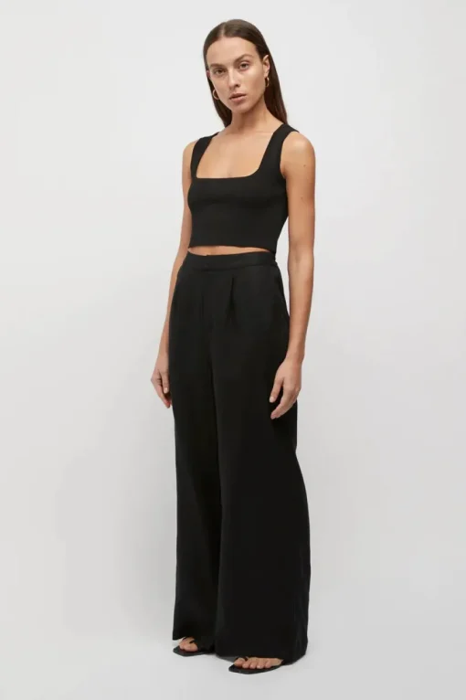 Friend of Audrey - SUN KISSED CREPE KNIT TOP (BLACK)