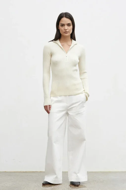 Friend of Audrey - Wallis 100% Merino Wool Zip Knit (Oatmarle)