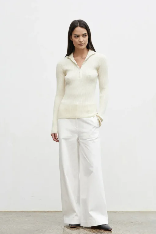 Friend of Audrey - Wallis 100% Merino Wool Zip Knit (Oatmarle)