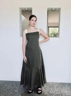 Hattie The Label - Fluted Maxi Dress (BLACK)
