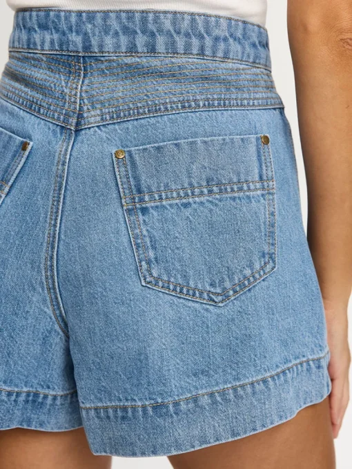 Kivari - CELENE DENIM SHORTS (STONEWASH BLUE)