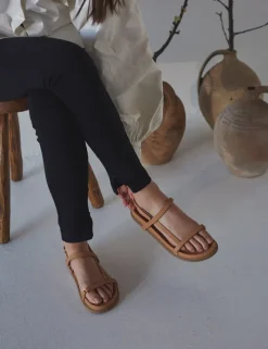 Women La Tribe - Thin Elke Sandal (Light Tan)
