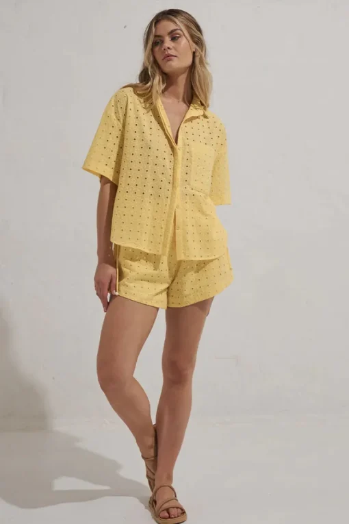 Women Mon Renn MØN RENN - RADIATE SHORT (LEMON SORBET)