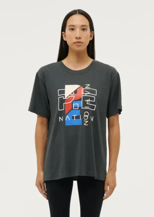 Women PE Nation - HERITAGE TEE (DARK SHADOW)