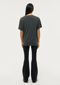 Women PE Nation - HERITAGE TEE (DARK SHADOW)
