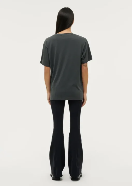 Women PE Nation - HERITAGE TEE (DARK SHADOW)