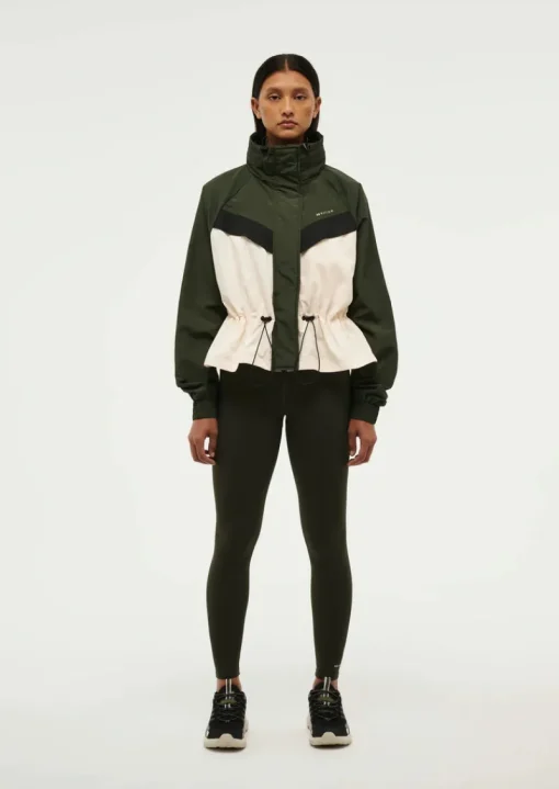 Women PE Nation - SHELTER JACKET (FOREST NIGHT)