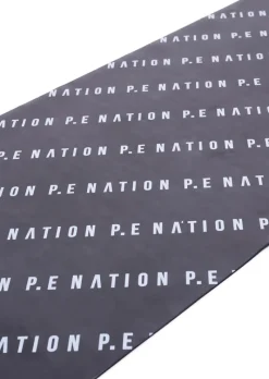 Women PE Nation - TRANSCEND YOGA MAT (BLACK/WHITE)
