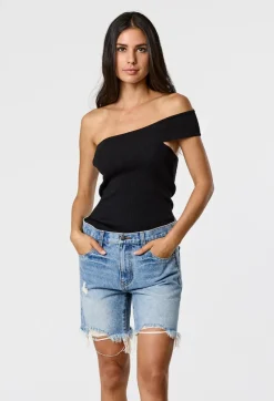 Remain - KEYA TOP (BLACK)