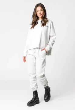 Women Remain - Mack Crew (Snow)