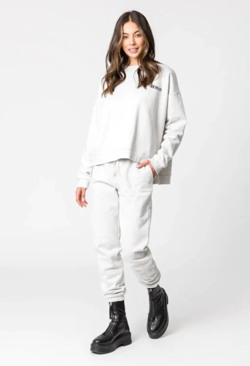 Women Remain - Mack Crew (Snow)
