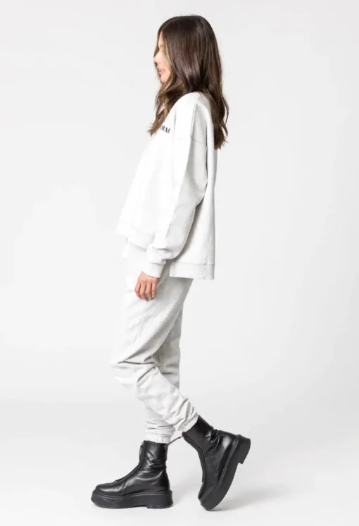 Women Remain - Mack Crew (Snow)