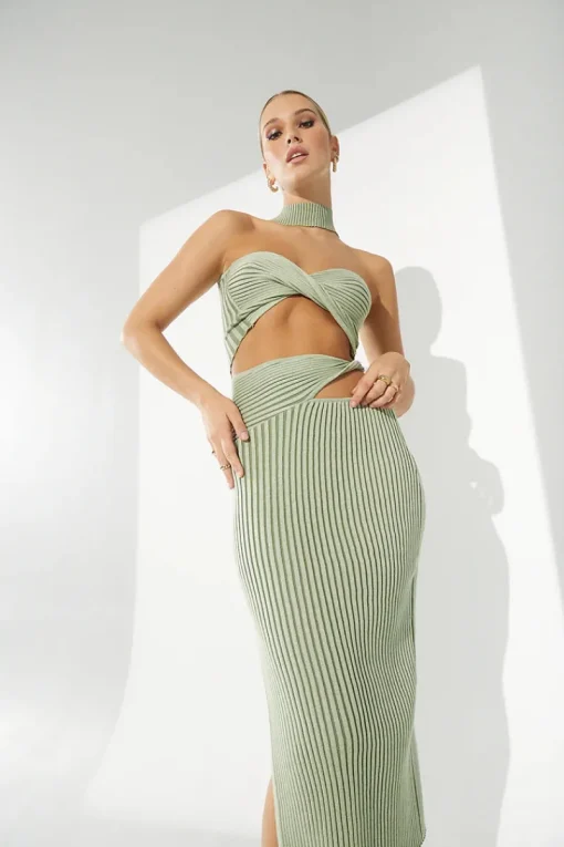 Sovere Studio SOVERE - Pivot Reversible Shrug Knit Dress (Spearmint)