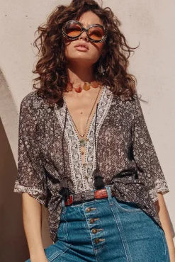 Spell AND THE GYPSY COLLECTIVE - LITTLE BIRD FLUTTER SLEEVE BLOUSE (MIDNIGHT)
