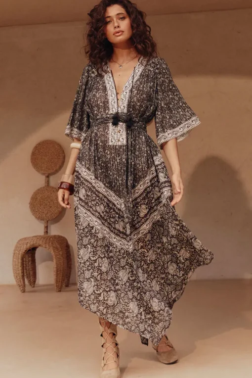 Spell AND THE GYSPY COLLECTIVE - LITTLE BIRD FLUTTER MAXI DRESS (MIDNIGHT)