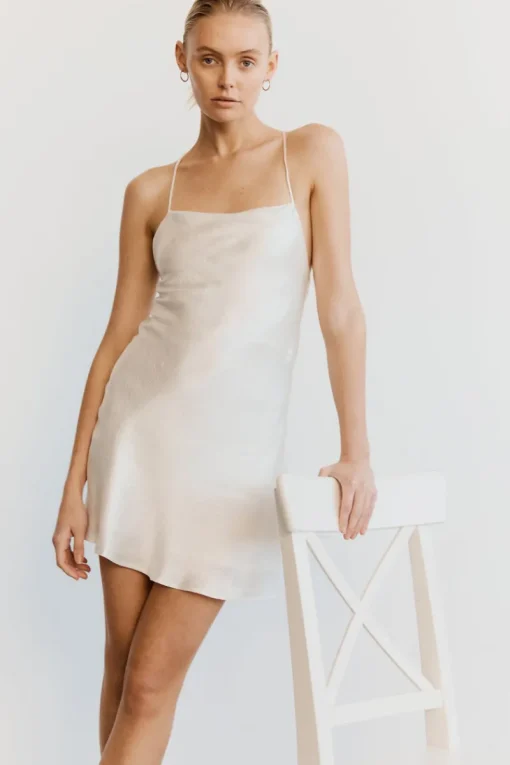 Third Form - Crush Bias Cowl Mini Slip (Cream)