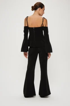 Women Third Form - Cut Through Flare (Black)