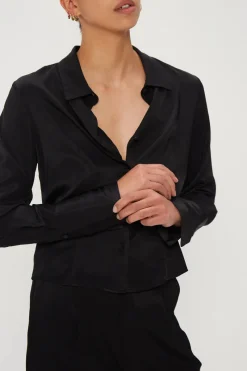 Women Third Form - Under Current Shirt (Black)