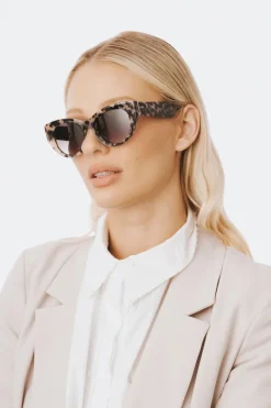 Women Vieux Eyewear - La Cite (Oreo)
